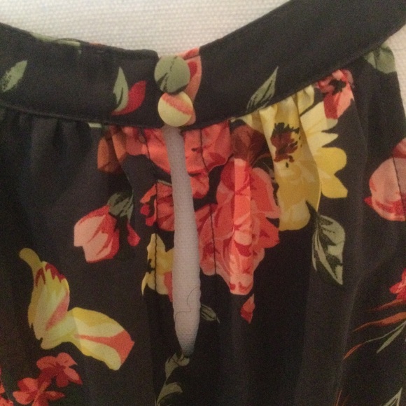 Torrid Floral Georgette Goddess Tank Top Size 00 (M) - Picture 6 of 10